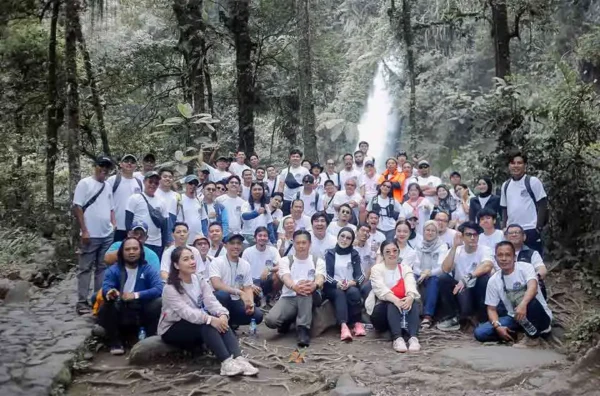 wisata Curug Sawer Situ Gunung Sukabumi