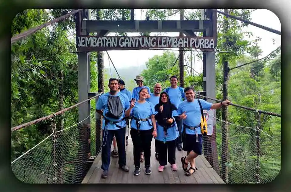 Fakta Menarik Jembatan Gantung Situ Gunung