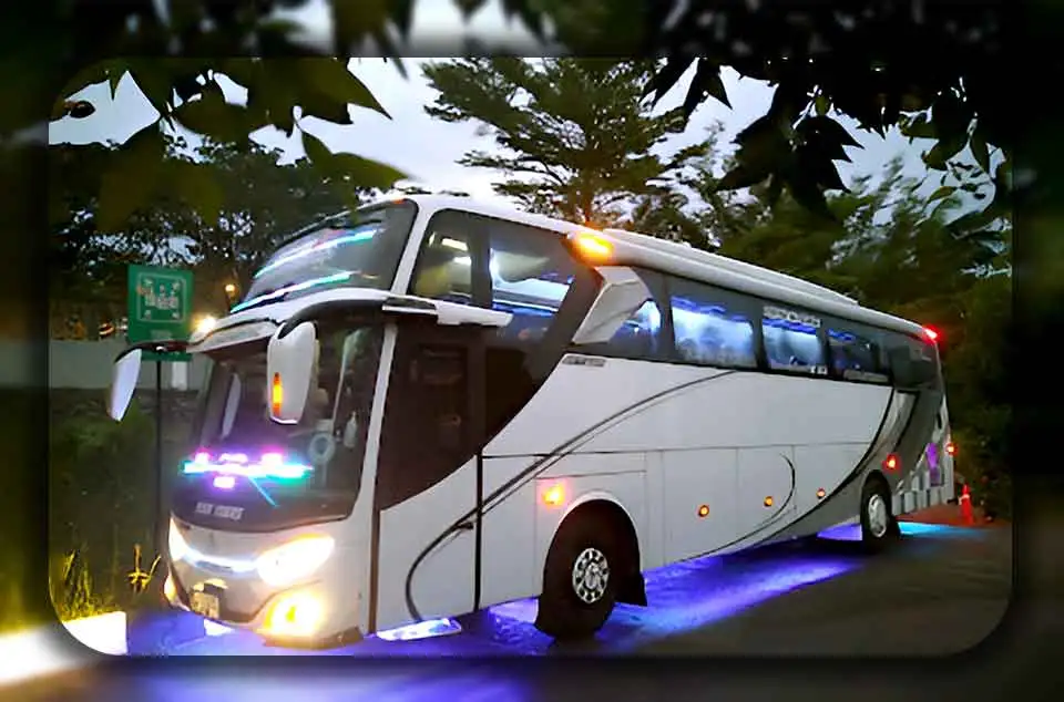 Inovasi eksterior bus pariwisata di Bekasi terbaru