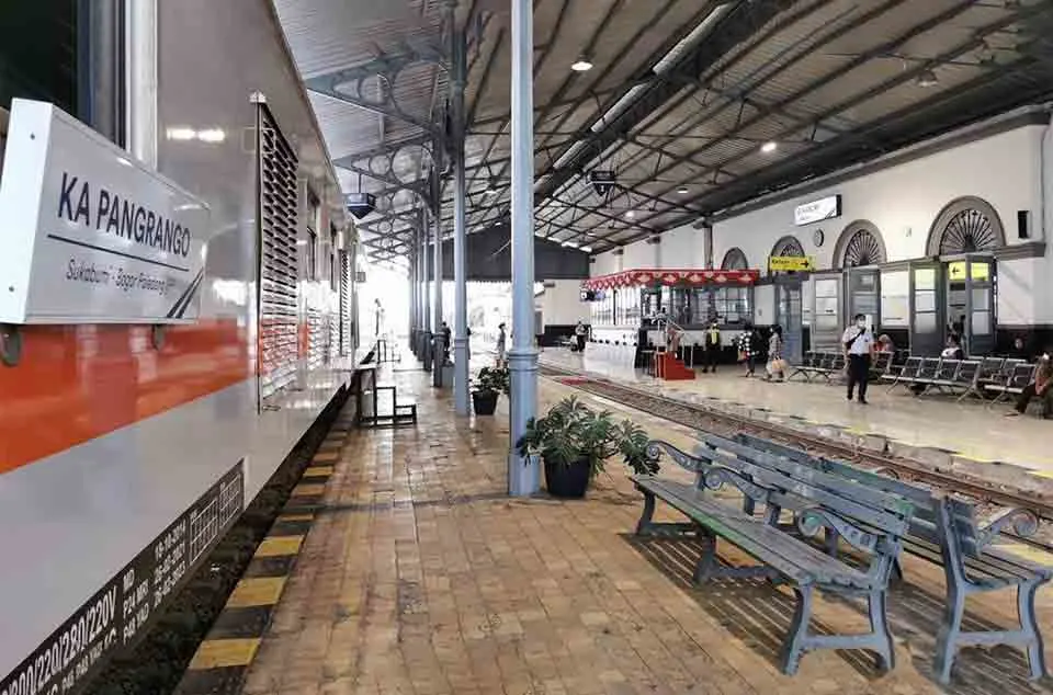 cara ke Situ Gunung dari Jakarta naik kereta