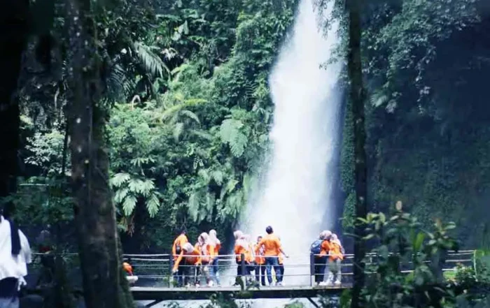 contoh itinerary Situ Gunung 1 hari