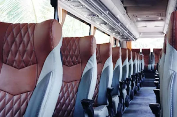 kapasitas kursi bus pariwisata terkecil hingga terbesar