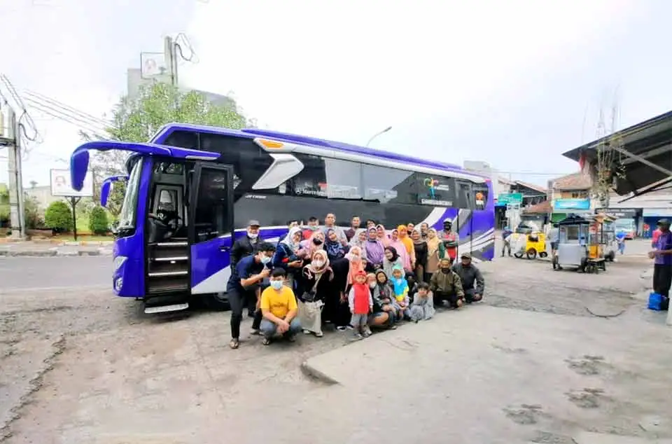 sewa bus di Bogor untuk rute Puncak