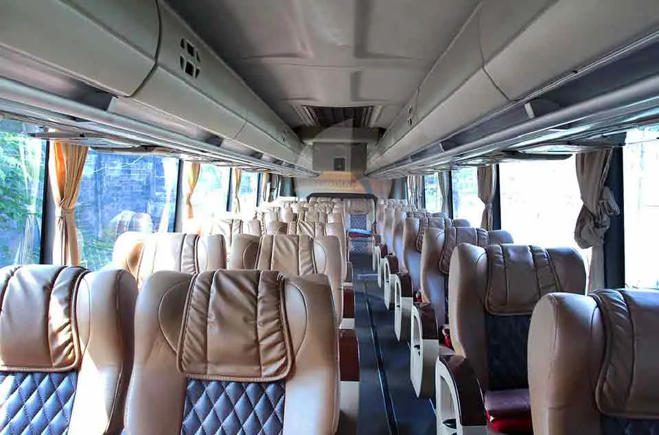 sewa bus pariwisata di Bogor seat 2-1