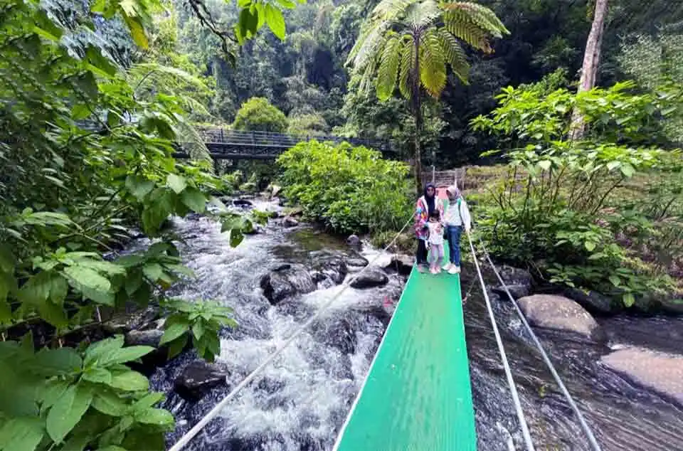 wisata Lembah Purba Sukabumi