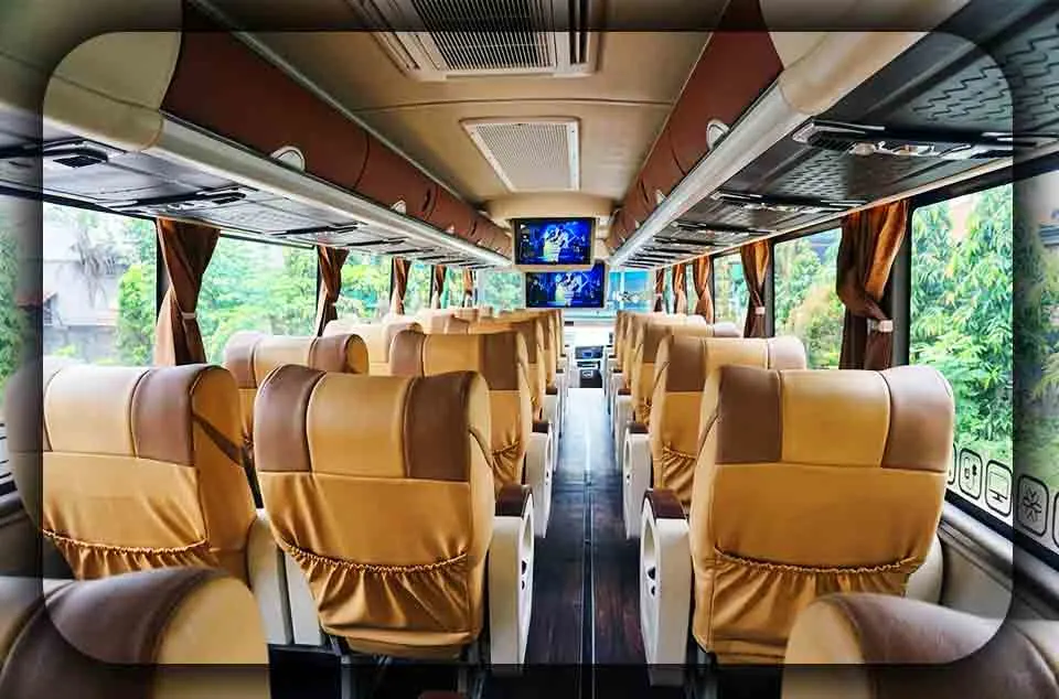 Bangku Bus Pariwisata 2-1 Eksekutif untuk Pilihan Perjalanan dari Tangerang
