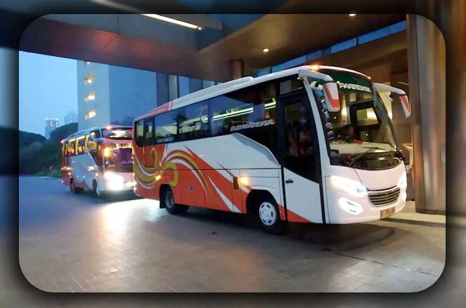 Keunggulan Manuver Bus Medium pada Lalu Lintas Jalan di Jakarta