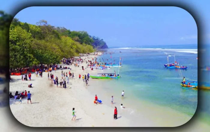 Lokasi pantai di Pangandaran dengan air tenang untuk berenang