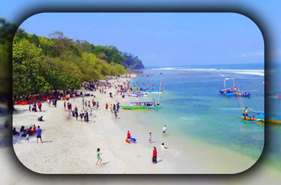 waktu terbaik berenang di pantai Pangandaran Lokasi pantai di Pangandaran dengan air tenang untuk berenang