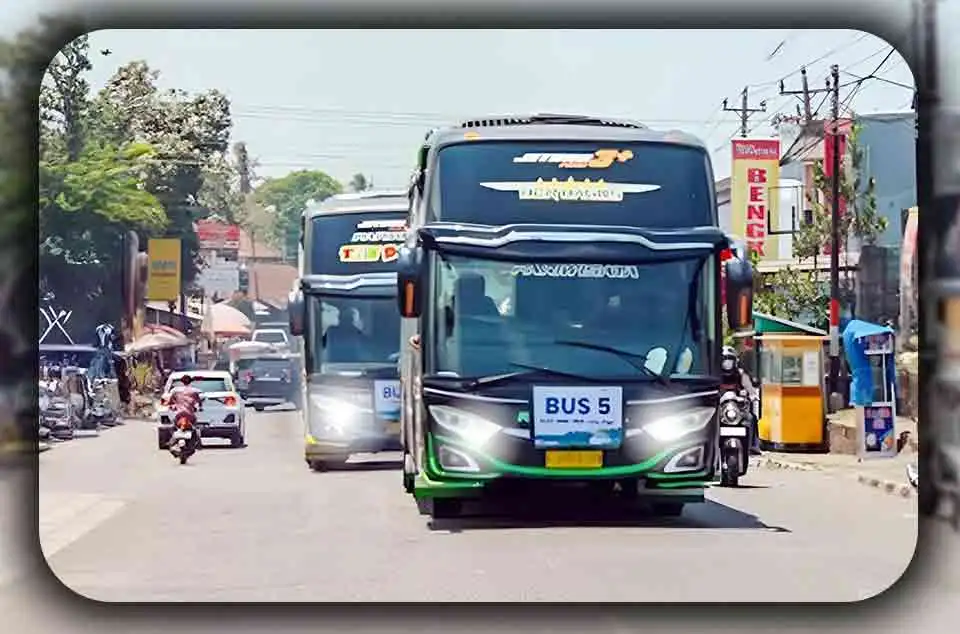 Pemilihan Bus Kecil atau Besar untuk Mengatasi Kepadatan Rute Dalam Kota Jakarta