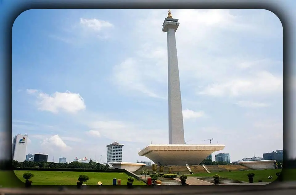 Pilih yang Mana Antara Wisata Monas atau Ancol