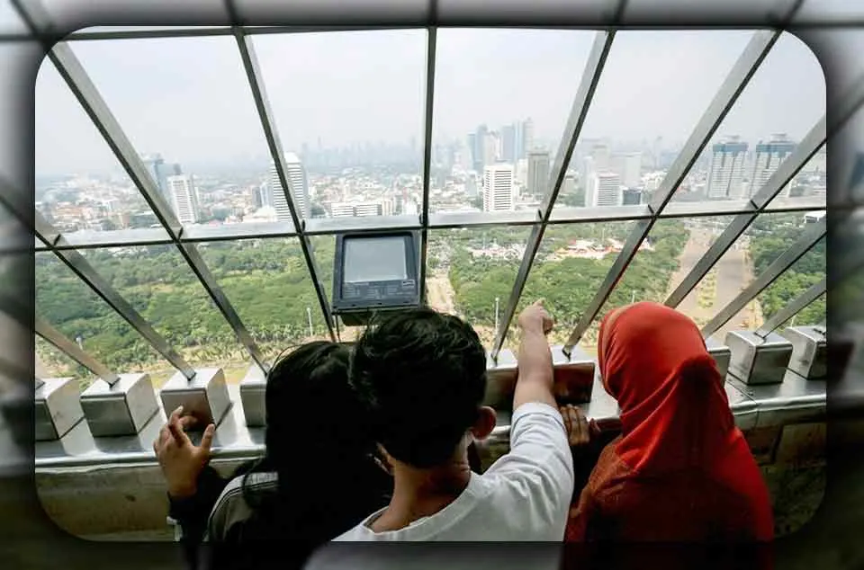 Tips Berkunjung ke Monas Saat Weekend Anti Ribet