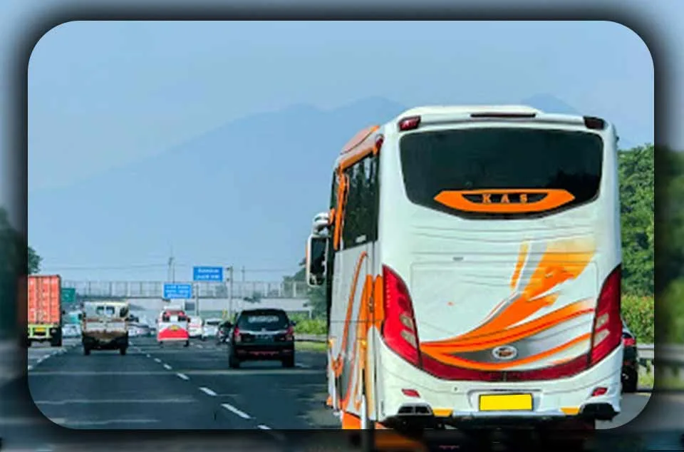 kapasitas bus medium 29 seat dan 31 seat analisis efisiensi type bus medium untuk rombongan kecil di Depok
