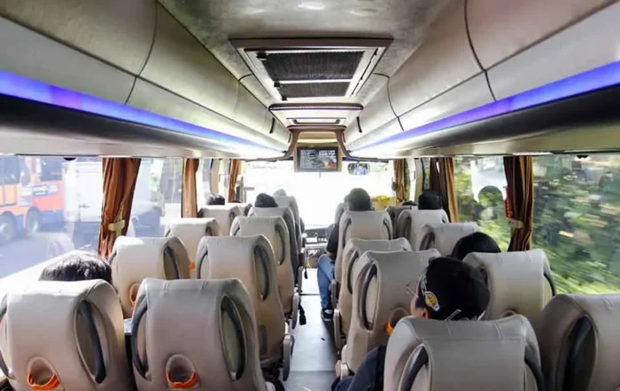 fasilitas bus pariwisata eksekutif ke Pangandaran