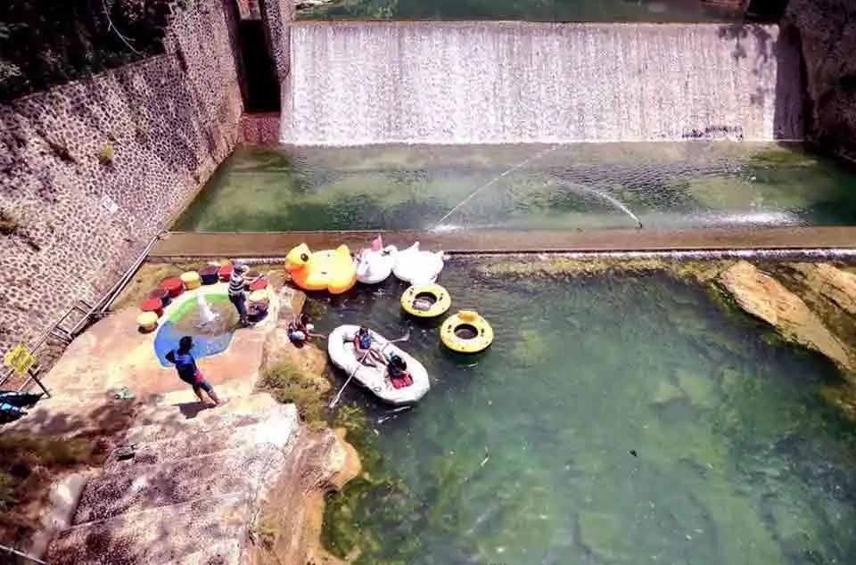 hotel dengan balkon aman untuk anak di Pangandaran