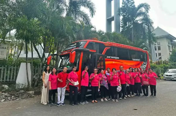 kelebihan bus kecil untuk rute sempit Jakarta