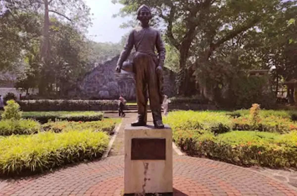 pendiri Kebun Binatang Ragunan pertama kali