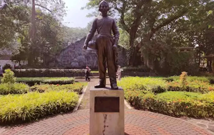 pendiri Kebun Binatang Ragunan pertama kali