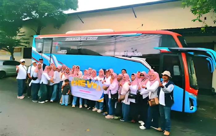 sewa bus pariwisata Jakarta ke Puncak Bogor