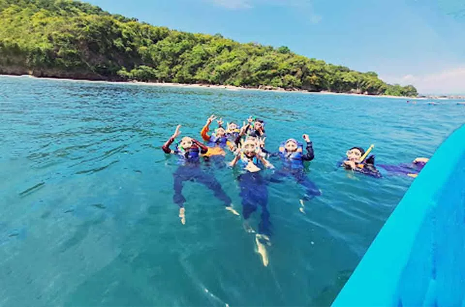 spot snorkeling terbaik di sekitar Cagar Alam