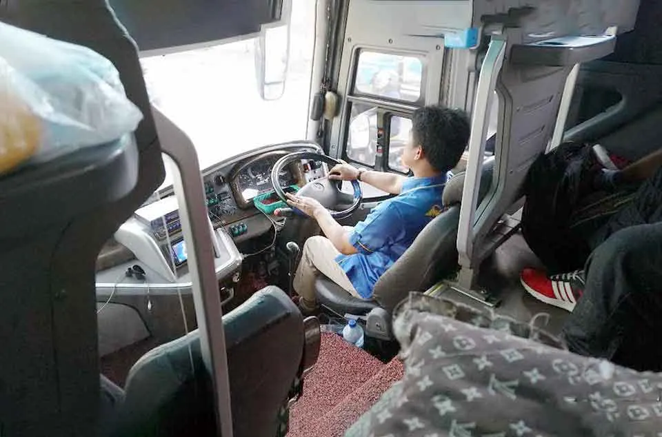 tips aman membawa rombongan bus ke Bogor