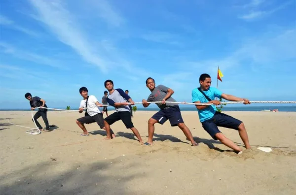 ide permainan pantai untuk tim kantor
