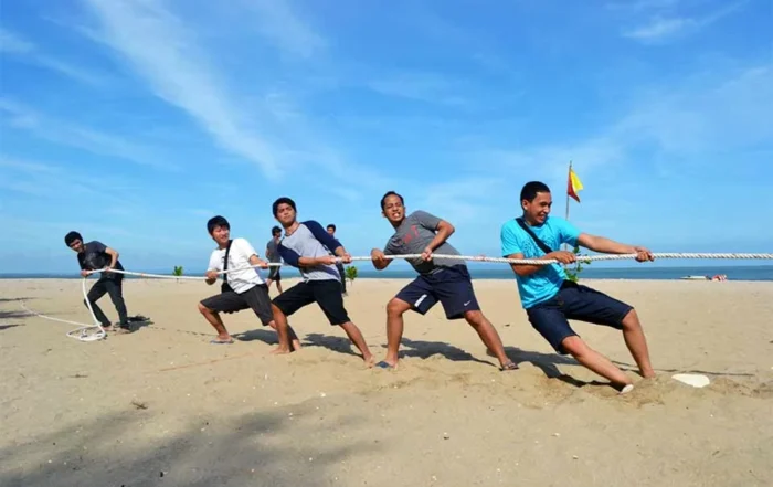 ide permainan pantai untuk tim kantor
