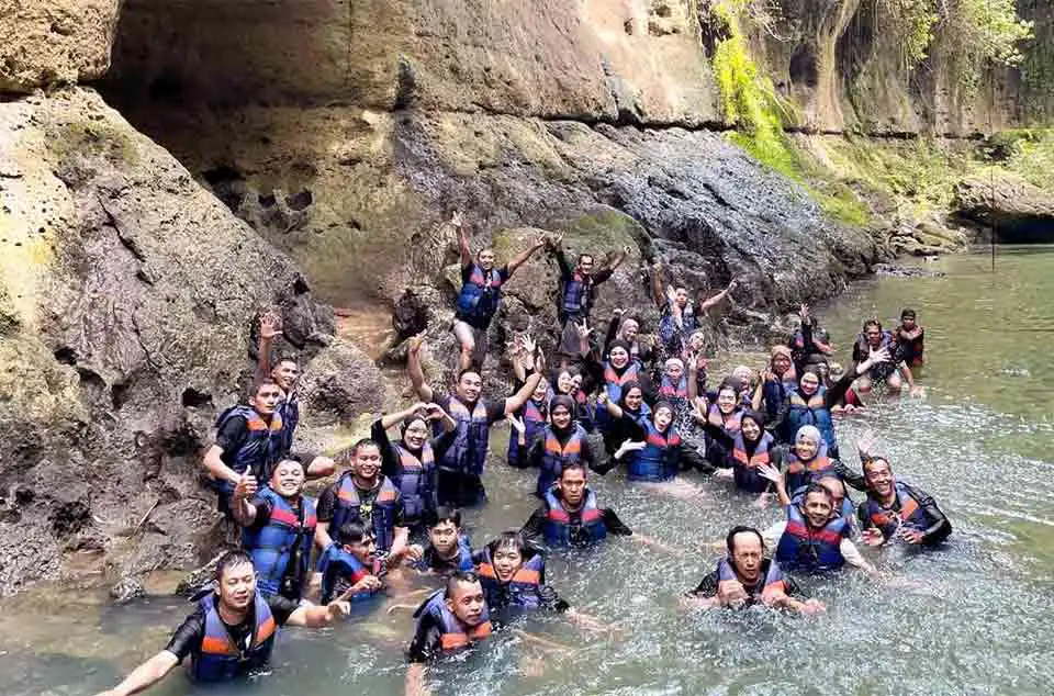 paket body rafting Green Canyon rombongan