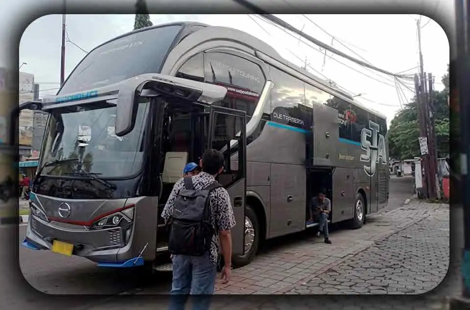 cara cek kelayakan armada bus pariwisata Bekasi Biaya Sewa Bus Termurah yang Tetap Aamanan di Bekasi