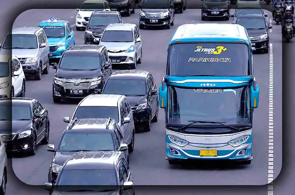 Pengaruh Biya Operasional Terhadap Harga Sewa Bus di Jakarta