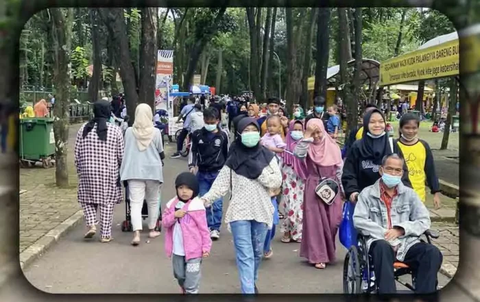 Apakah Ragunan Cocok untuk Lansia