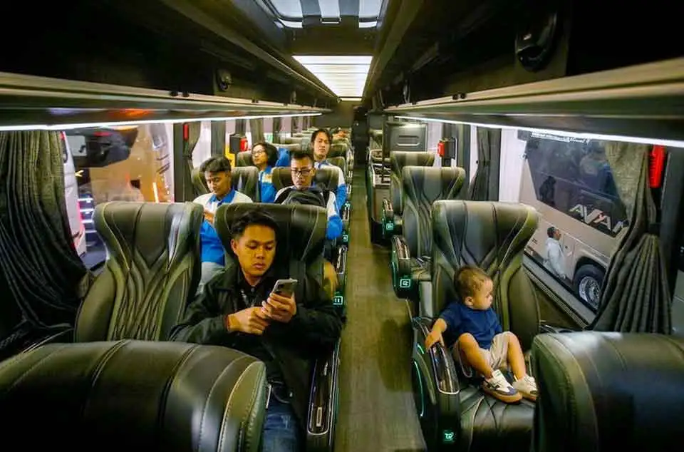Aturan Ketertiban Kabin pada Bus Pariwisata untuk Menghargai Rombongan Bisnis di Jakarta