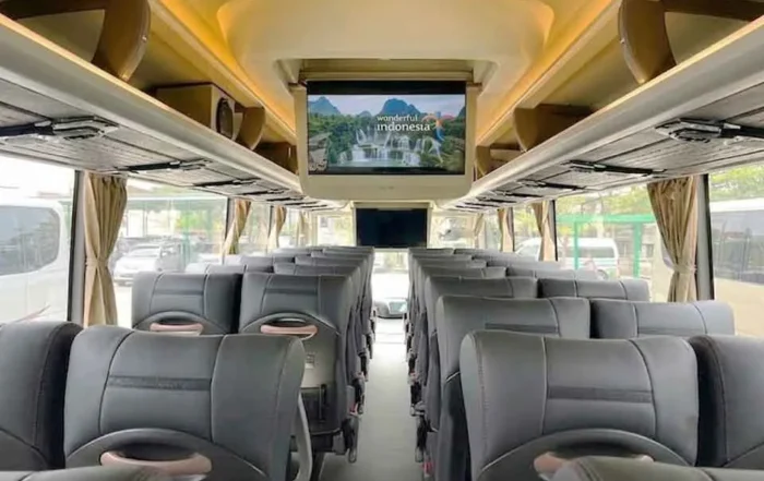 fasilitas kenyamanan bus pariwisata terkini