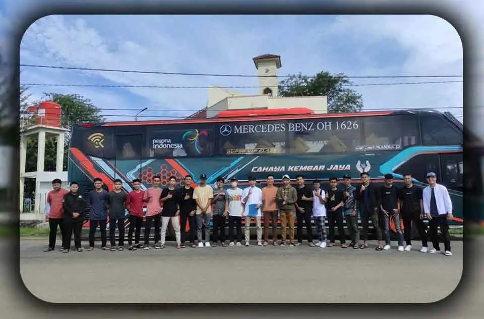 10 Tips Memilih Bus Pariwisata yang Aman