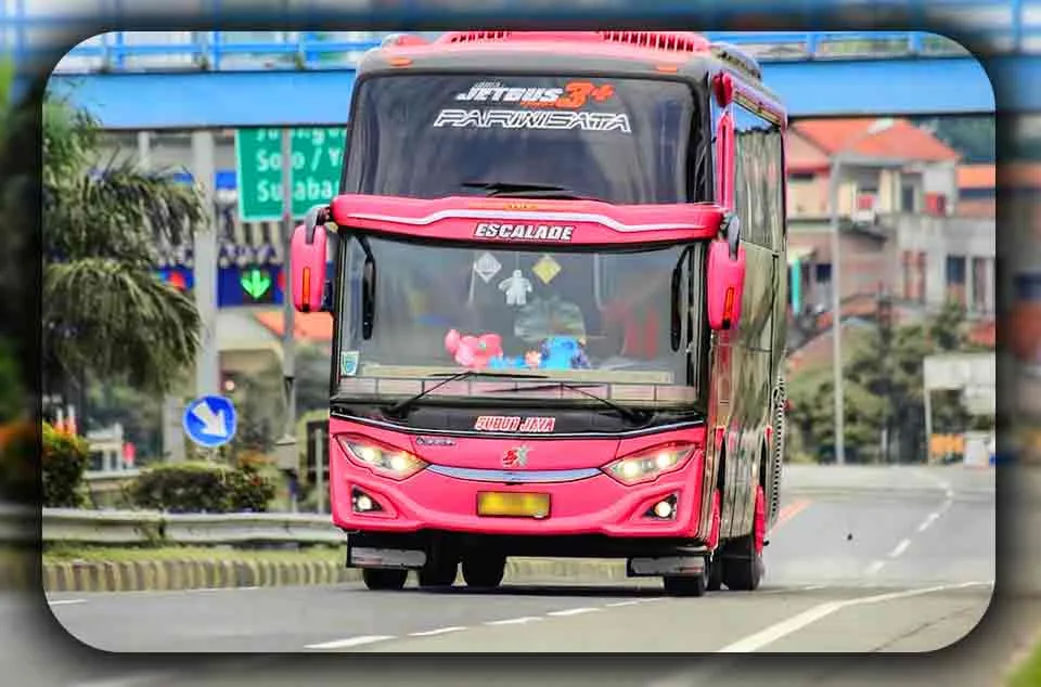 Apa Saja Fasilitas Bus Pariwisata