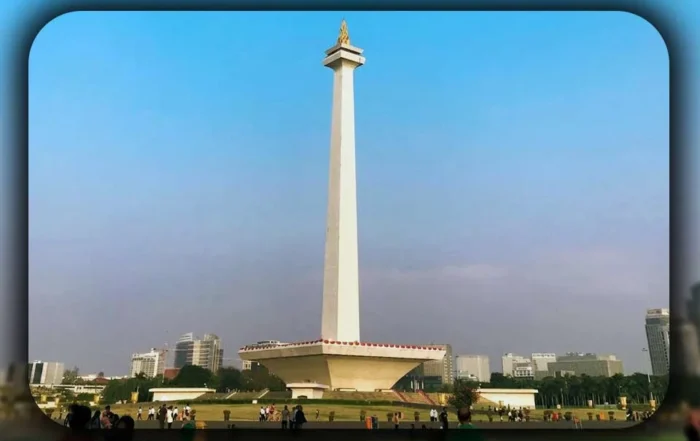 Informasi Lengkap Tiket dan Jam Buka Monas