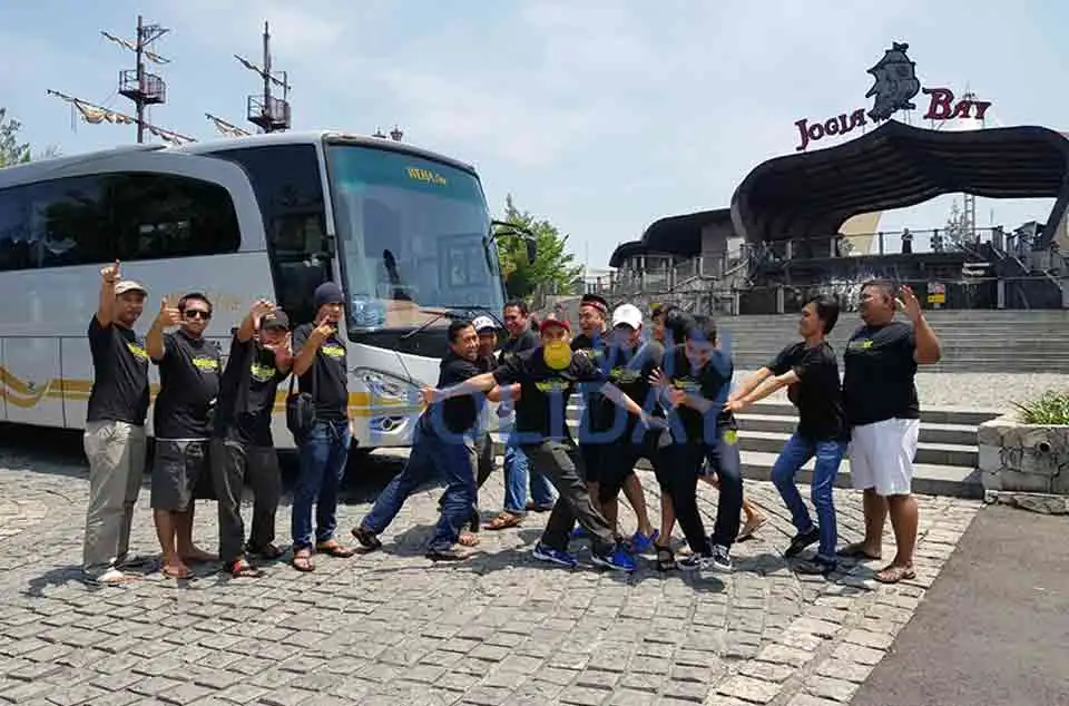 bus00015