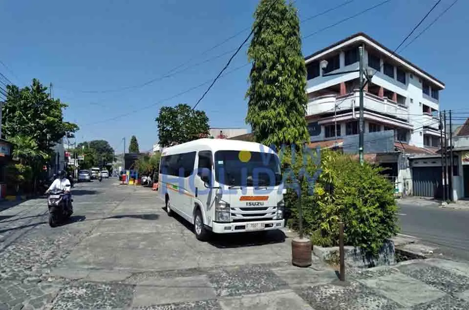 bus00029
