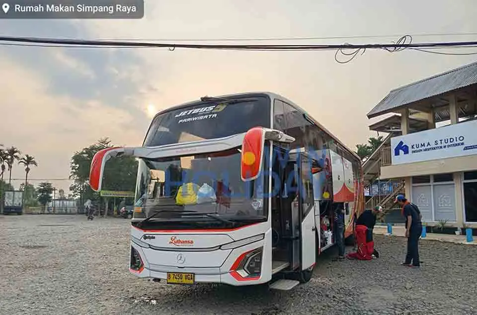 bus00031