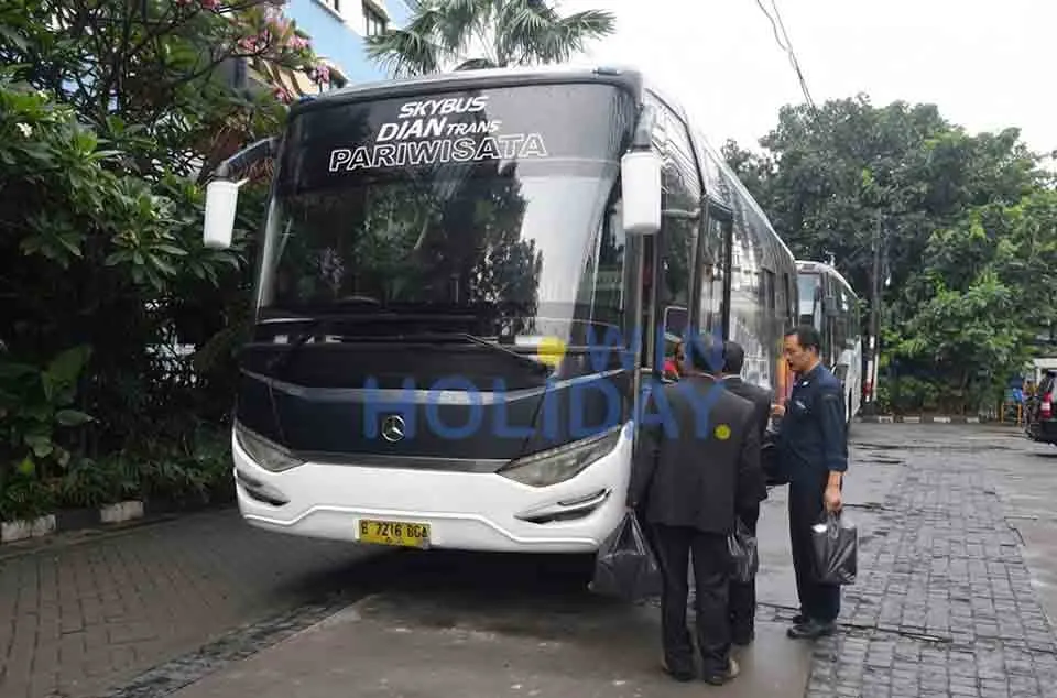 bus00036