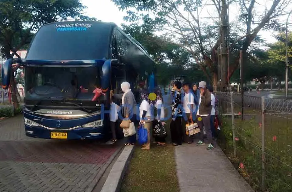 bus00079