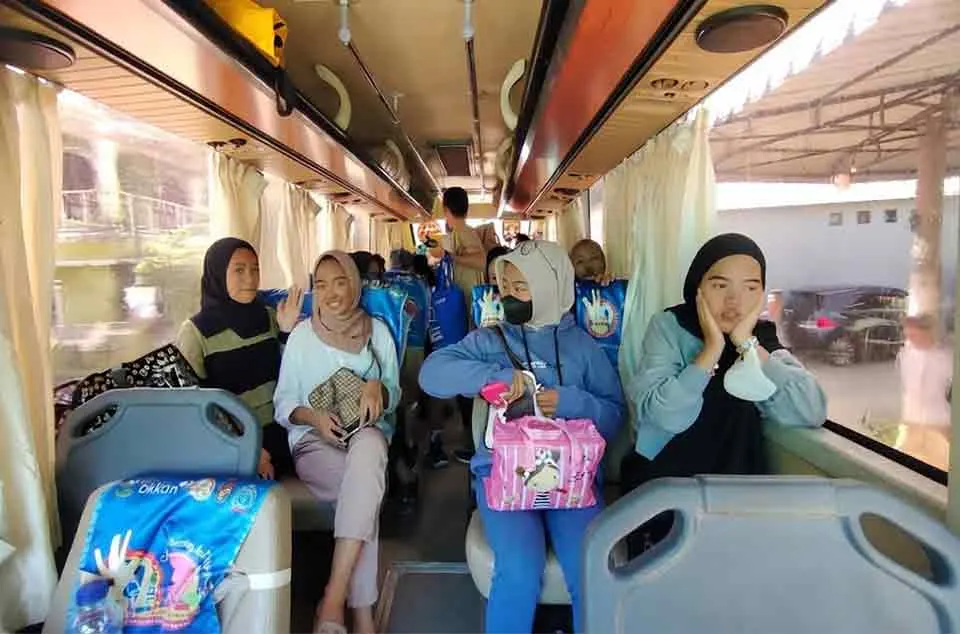 cara menghemat anggaran transportasi wisata kelompok