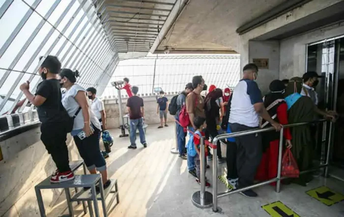 cara naik ke puncak Monas terbaru untuk rombongan
