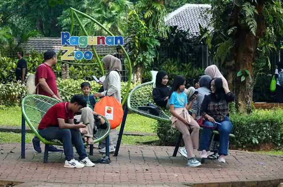 fasilitas rekreasi edukasi keluarga di Ragunan