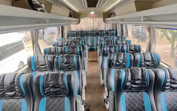 hitung kapasitas bus wisata rombongan komunitas