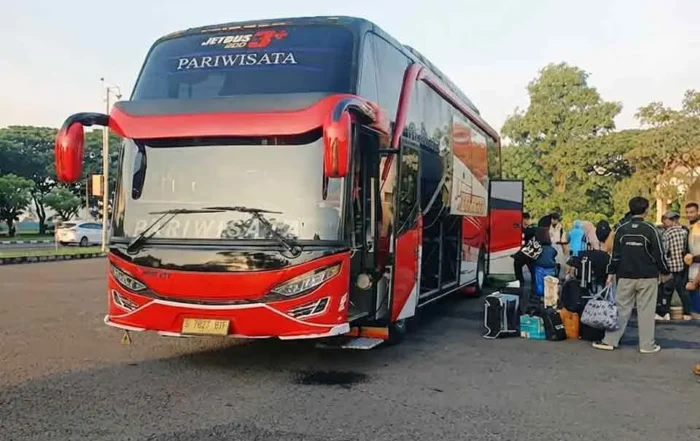 kriteria bus pariwisata nyaman untuk gathering kantor