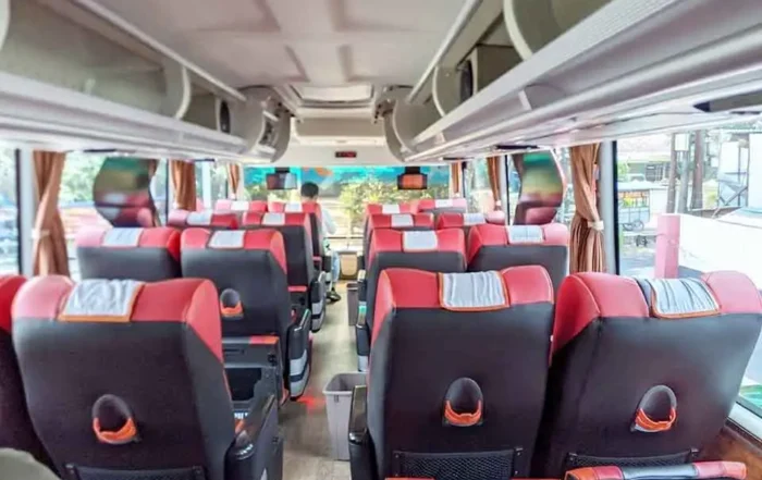 manfaatkan kompartemen atas kabin bus pariwisata