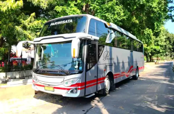 sewa bus pariwisata murah dan resmi di Cikupa BSD Karawaci