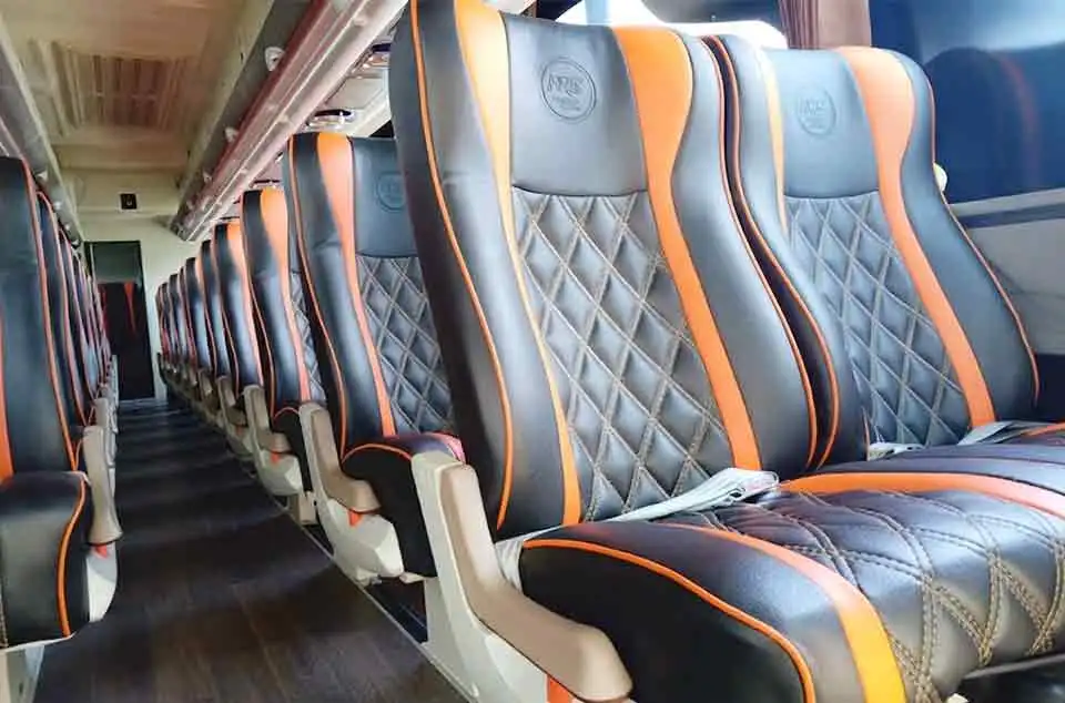standar sabuk pengaman bus pariwisata anak Jakarta