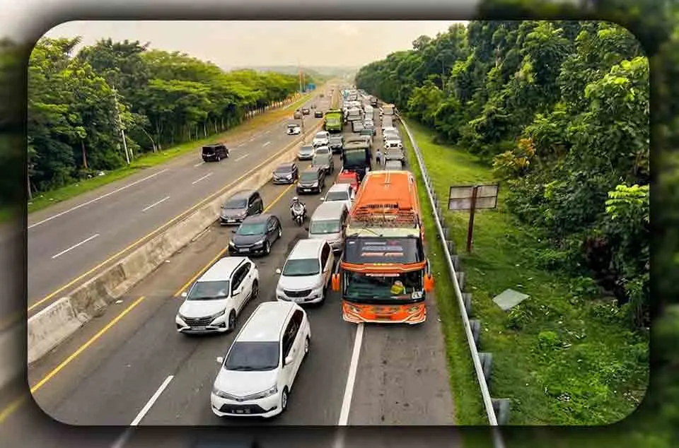 10 Destinasi Wisata Favorit yang Cocok Menggunakan Bus Pariwisata